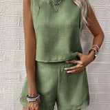 Conjunto de blusa e shorts